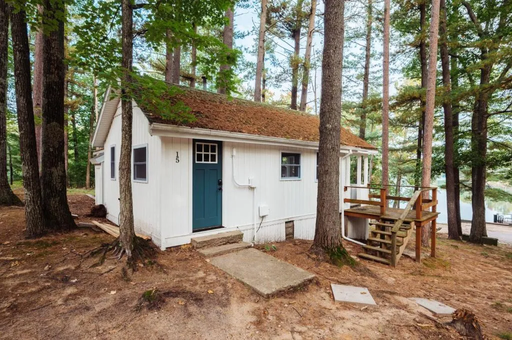 Arbutus Lakeview Retreat I Fishing l Near TC! — Cottage in Traverse City, Northern Michigan